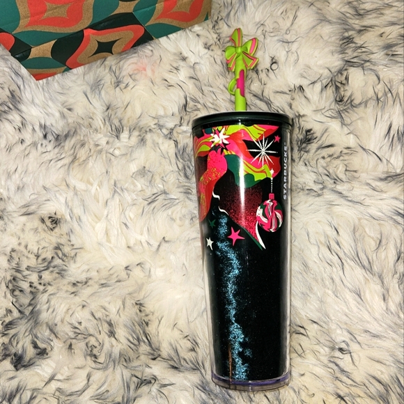 Venti Starbucks Christmas 2023 tumbler - Picture 1 of 3